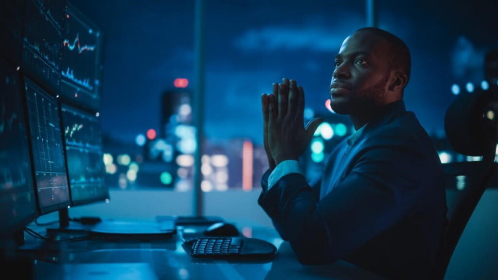 Trading Signals: The Essential Guide to Reading and Acting with Confidence – The Novice Trader’s Playbook 1 Trading Signals